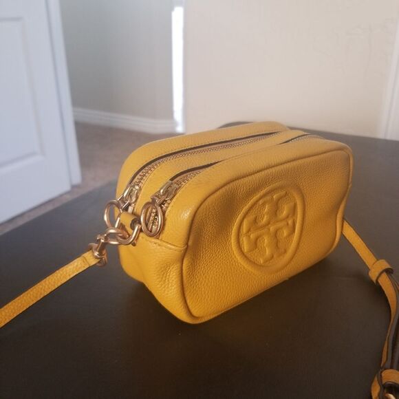 Tory Burch Perry Bombe Crossbody - Picture 2 of 9
